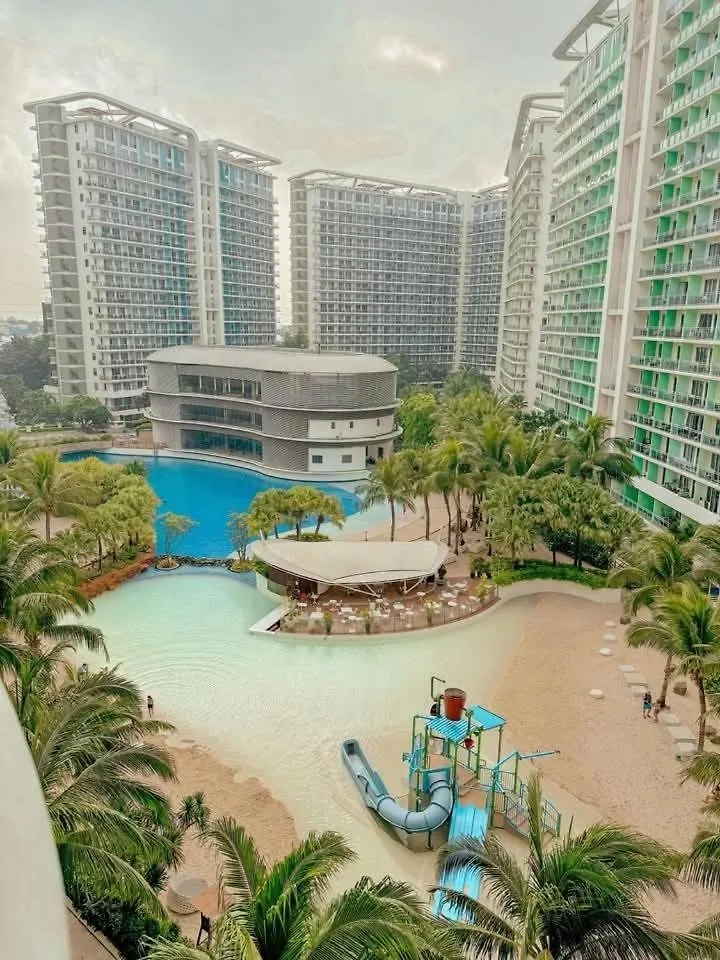 Resort Scandi Suites Azure Urban Residence, City Sunset View Manila
