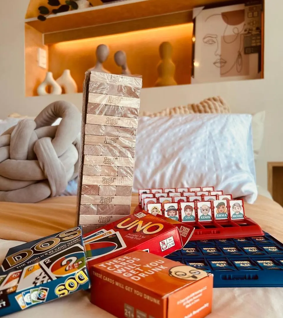 Scandi Suites Azure Urban Residence, City Sunset View Manila Resort